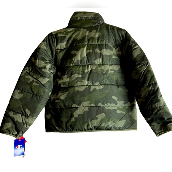 Champion Camouflage Puffer Jacket Size L NWT - Picture 5 of 8